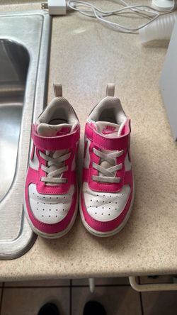 Toddler Nike shoes