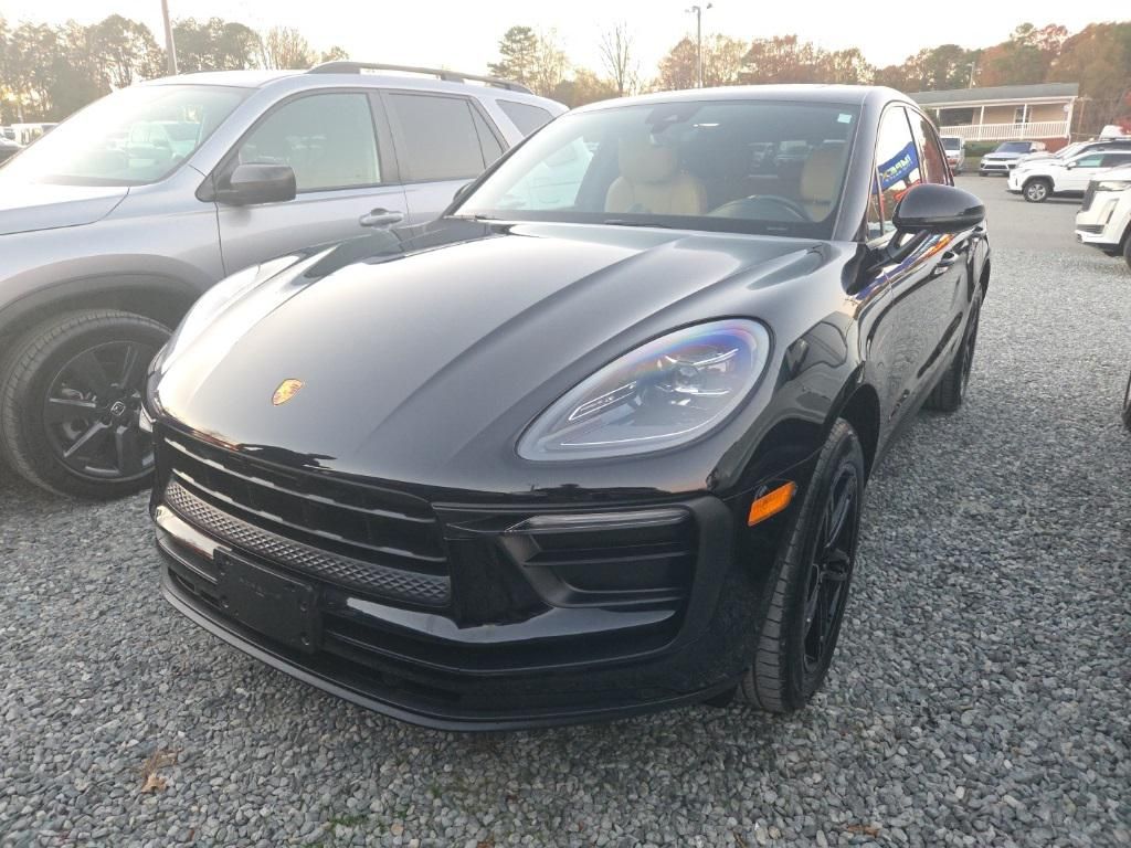 2022 Porsche Macan