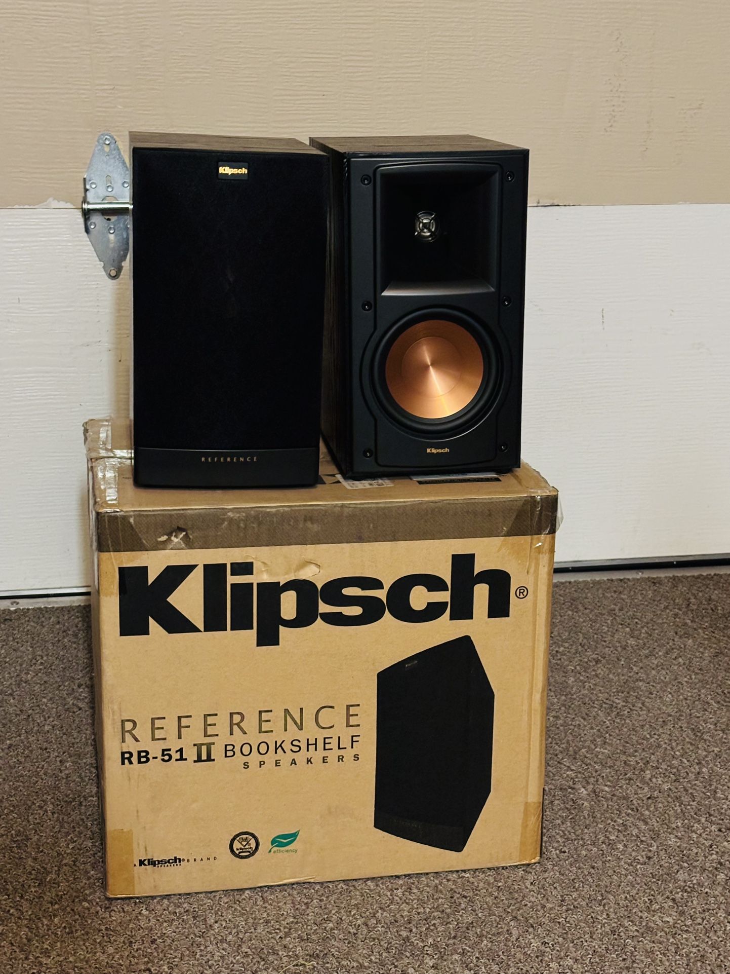 2 Klipsch RB-51 Bookshelf Speakers (8 ohm, 75 watt)