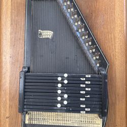 Vintage Oscar Schmidt International Autoharp – Great Condition