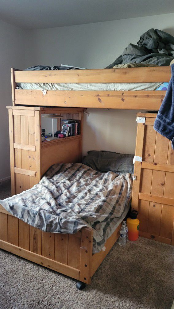 Sturdy Wood Bunk Bed With Dresser And Bookshelf
