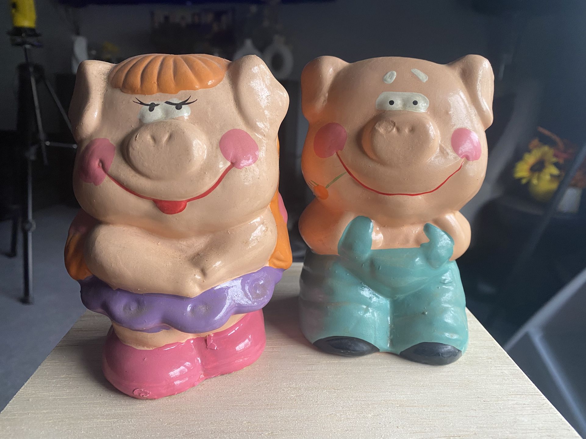 MR & MRS PIGGY BANKS