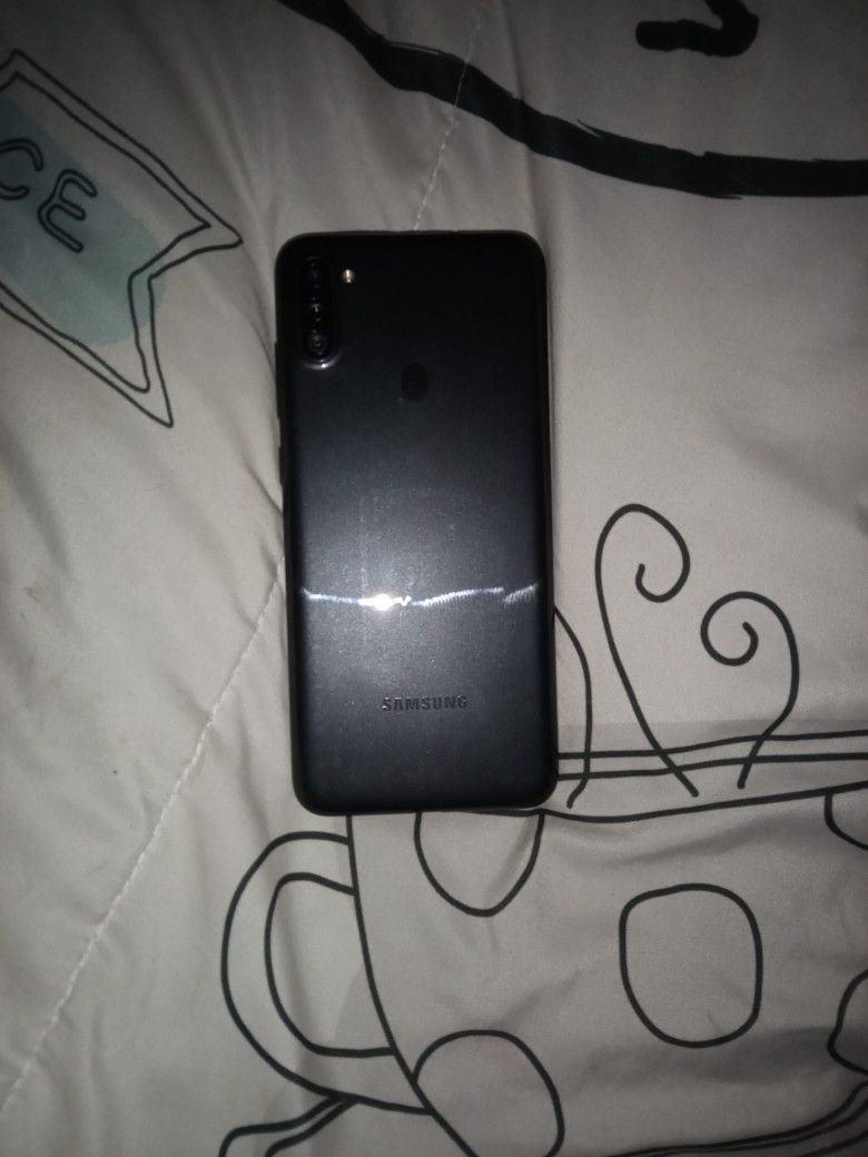 Samsung Galaxy A11 Boost Mobile Phone