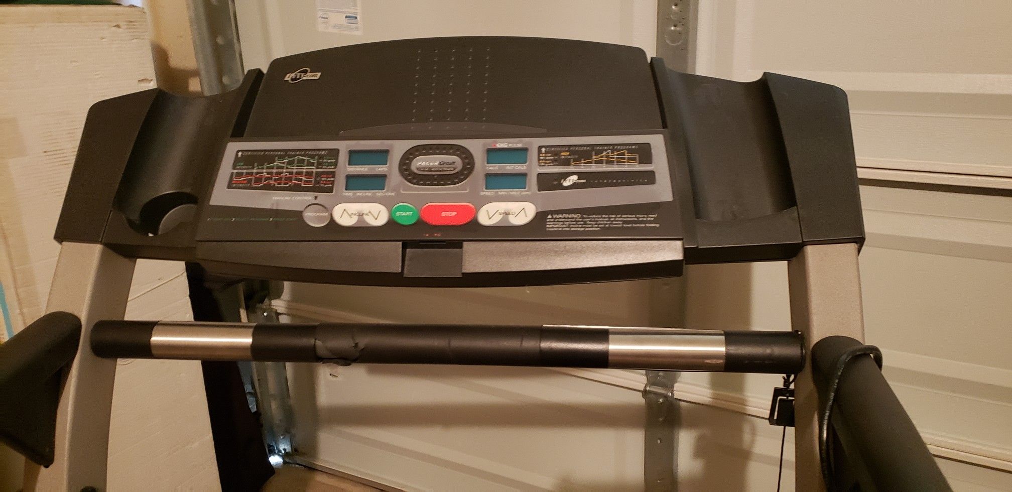 Treadmill Pro Form 830QT for Sale in San Antonio, TX