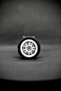 Mugen MF10L Wheel Pin