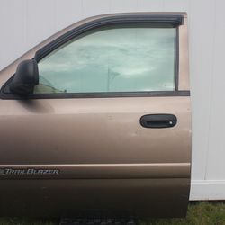 Trailblazer door drivers side.