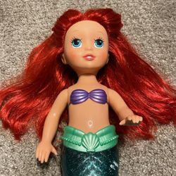Disney Ariel The Little Mermaid 14" Vinyl Bath/Pool Doll Mattel 2008