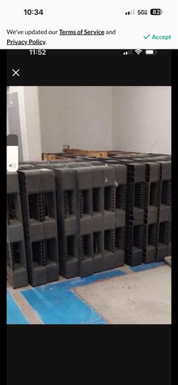 Heavy Duty Hard plastic pallets