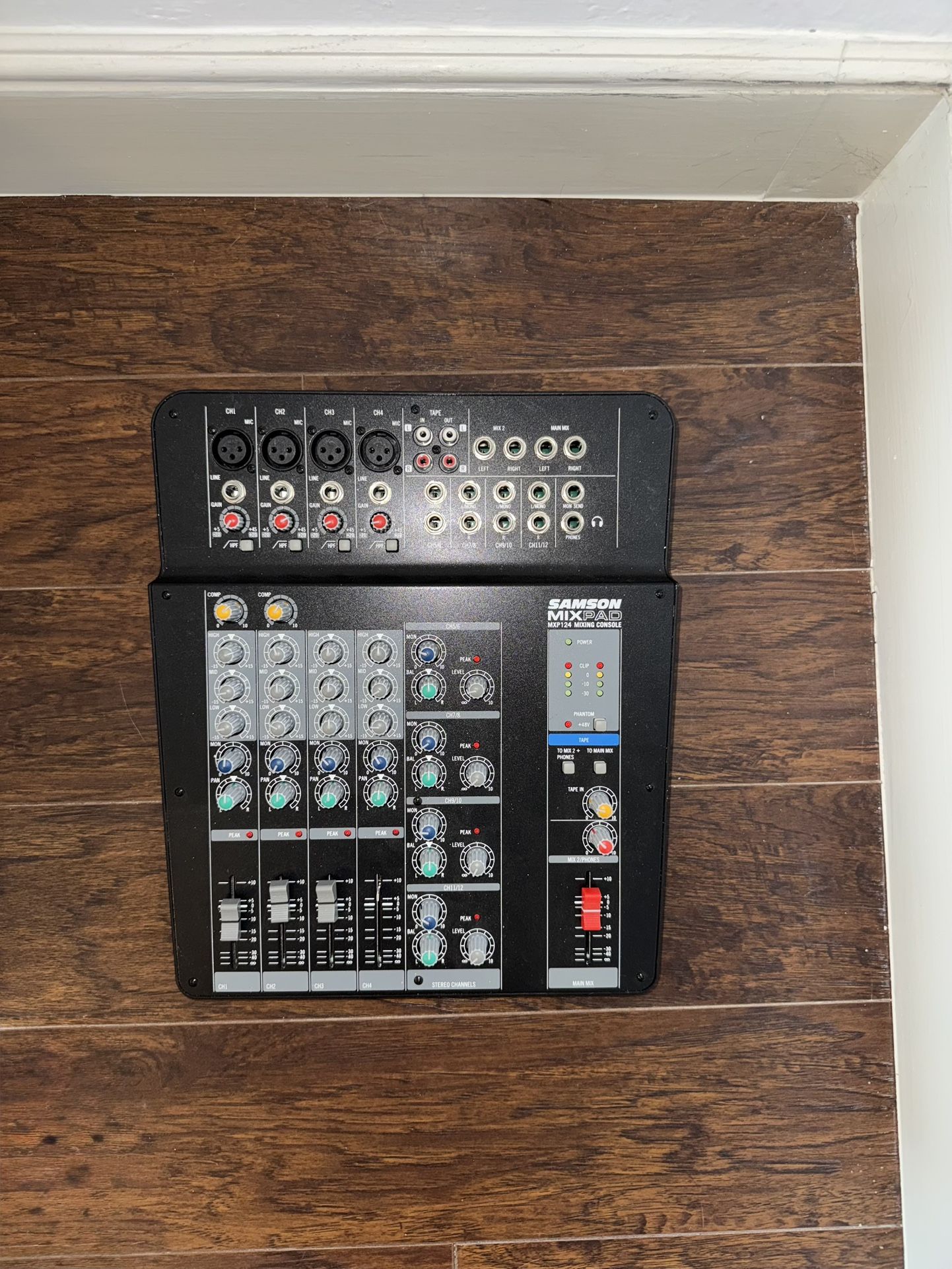 Samson MXP124FX Mixpad Recording Mixer