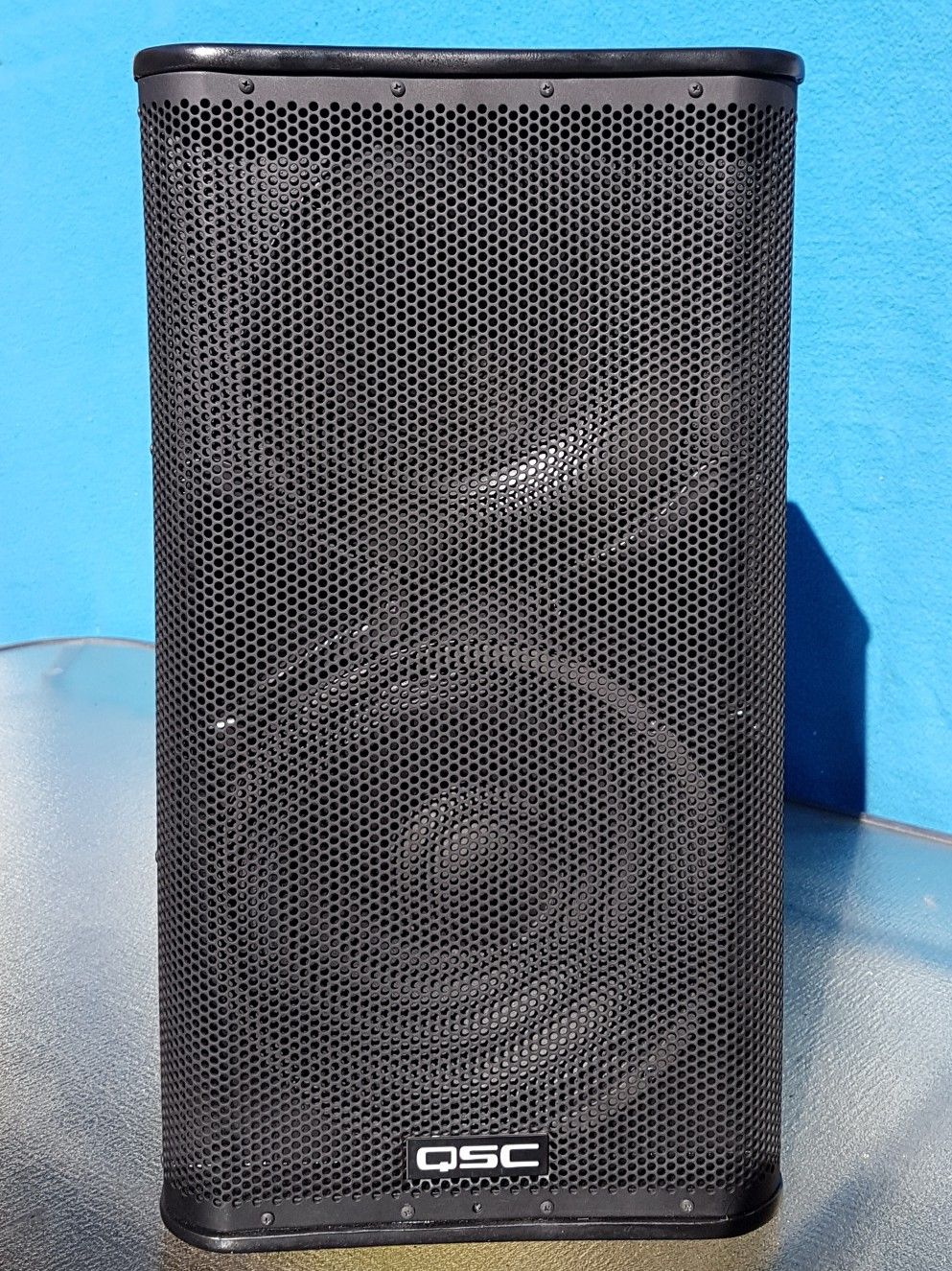 QSC HPR122i Powered Speaker (better than K12)