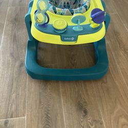 Safety 1st Baby Walker