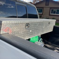 Caja Para La herramienta Con Su Llave 