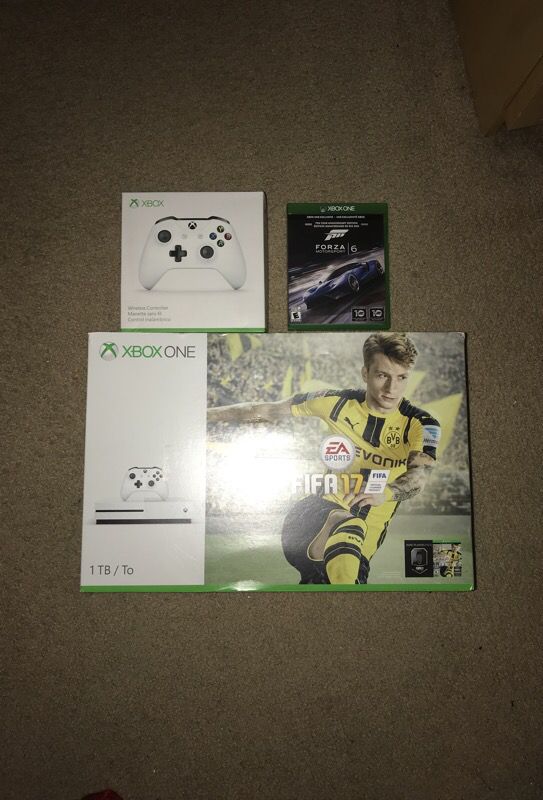 XBOX One S 1tb FIFA 17 Bundle -Special Deal-