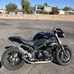 2011 Triumph Speed Triple 