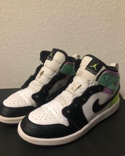 Jordan 1 High Pastel Black Toe