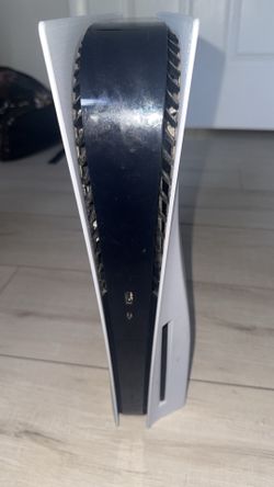 Ps5 disc edition with controller and cables