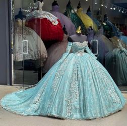 Quince Dress Size small