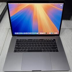 Apple MacBook Pro 15 inches (32gb ram 2 TB I9)