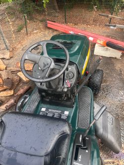 Lt1000 ride on mower