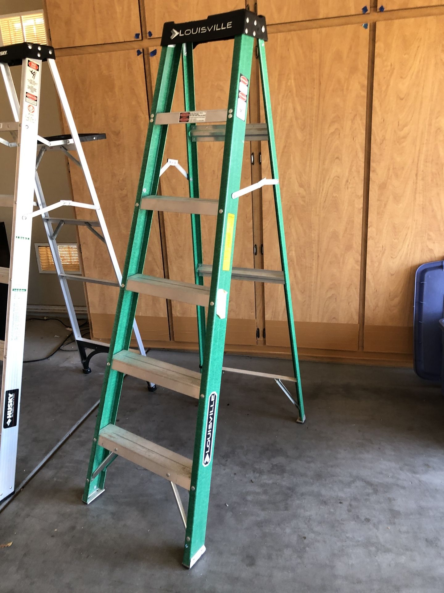 Fiberglass 6’ Ladder