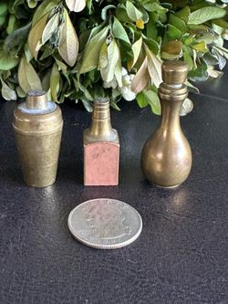 Vintage Solid Brass/Copper Bottles/Shaker Set for Small Dolls & Doll House RARE