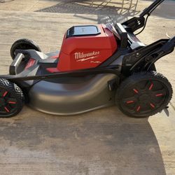 M18 FUEL Brushless Cordless Mower