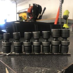 SNAP ON SOCKETS