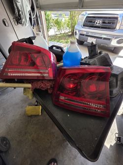 2006 Dodge Charger SRT  Taillight