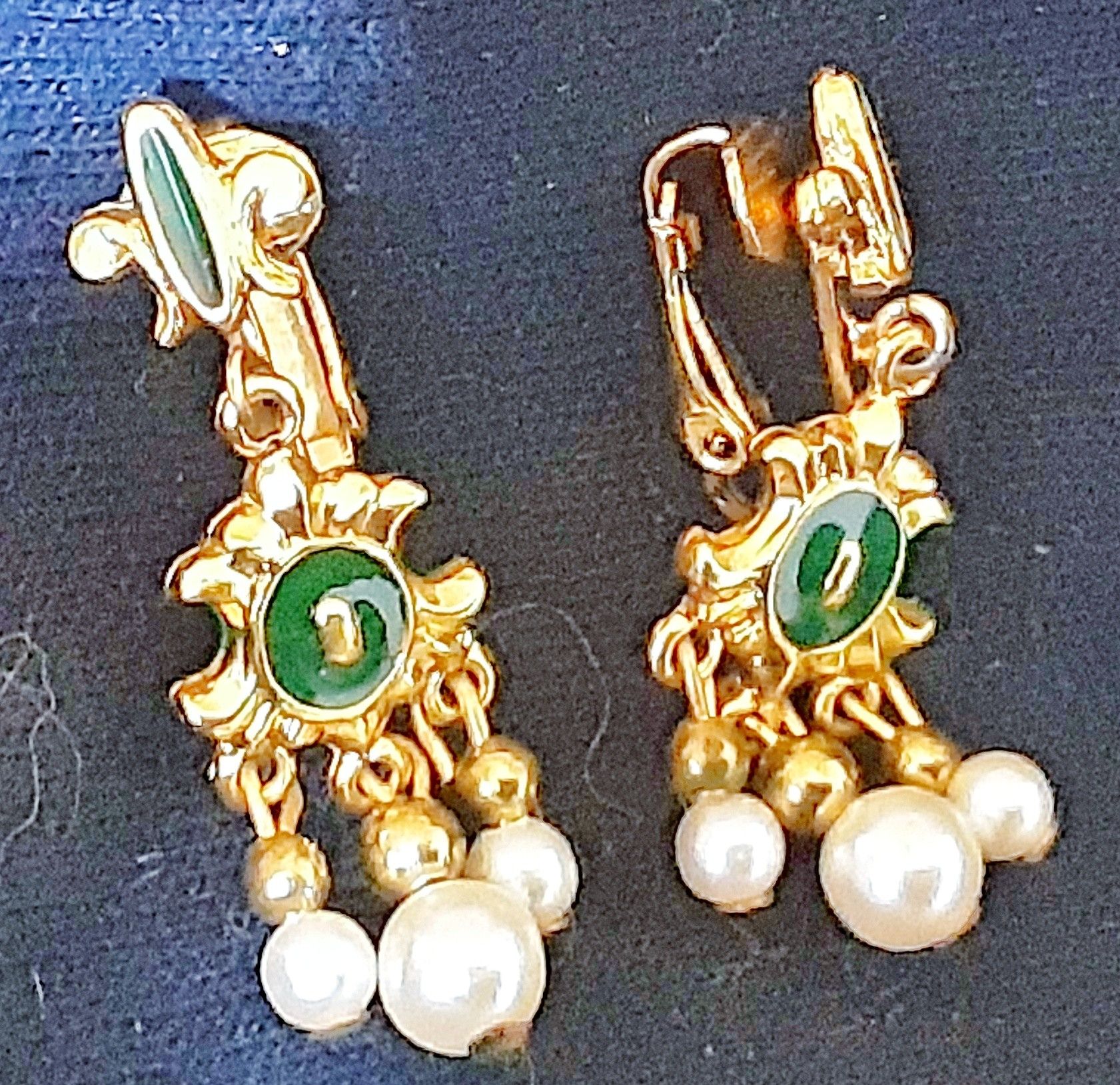 Signed ART enameled goldtone and pearl dangle earrings w clip backs