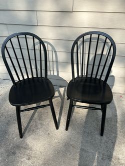 PAIR OF BLACK RUSTIC FARMHOUSE CHAIRS