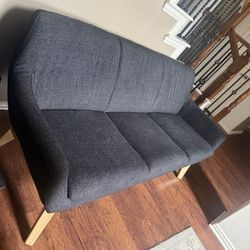 Couch Black