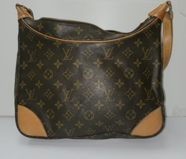 Louis Vuitton Shoulder Bag 