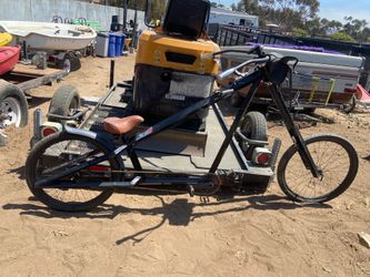 Big custom Bike   good conditions  3  speed 💪🏽