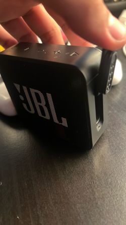 JBL GO2