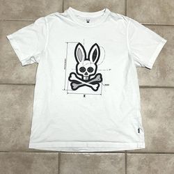 white black T shirt 