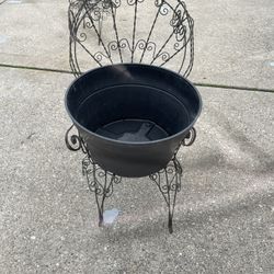 Great Indoor Outdoor Ceramic Plant Pot  🪴 