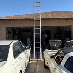 Collapsible Ladder 13.5 Feet