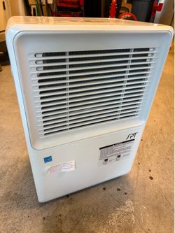 SPT SD-52PE 50-pint Dehumidifier Like New