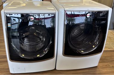 LG washer and gas dryer set