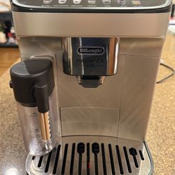 De’Longhi ECAM29084SB Magnifica Eco with Latte Crema System Coffee & Espresso Machine