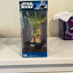 Yoda Bobble-head