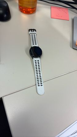 Samsung galaxy 5 smartwatch With 1.2” Face (40mm Size Model)