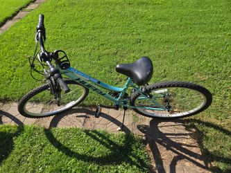 Ladies 26" Huffy Bike
