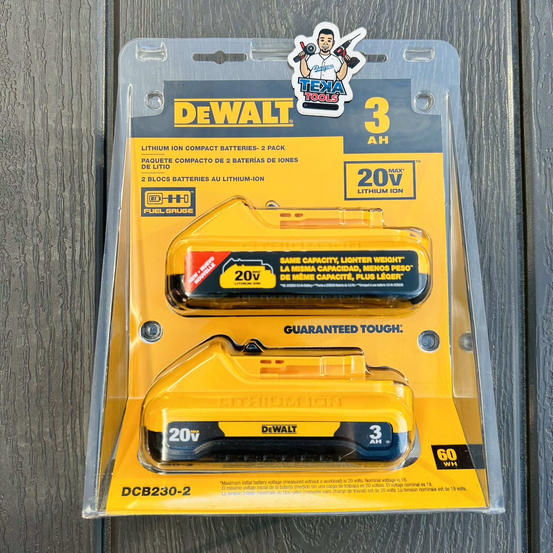 DEWALT 20V MAX Compact Lithium-Ion 3.0Ah Battery Pack (2 Pack)