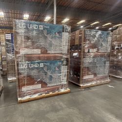 70 “ LG Smart 4K LED HDR SMART THIN Q TV