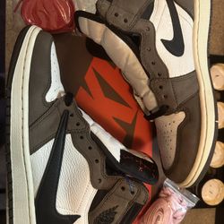 Air Jordan 1 Travis Scott Mocha 8 