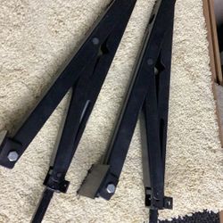 2 Corner Leveling Jacks