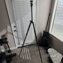 Ulanzi Camera Tri-pod
