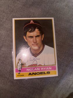 1976 Topps NOLAN RYAN Angels #330 Autographed