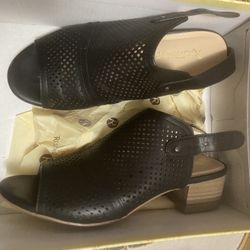 Size 6 Slip In Shoe See My Page For More